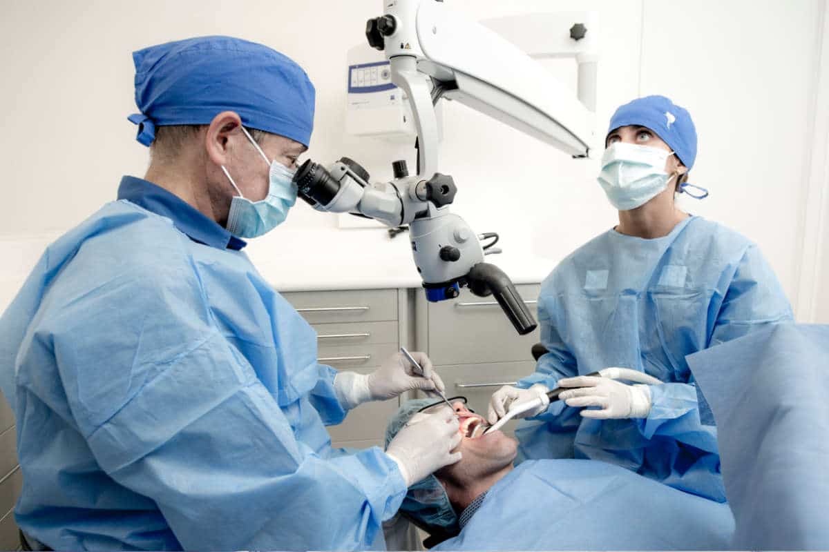 Paradoja Peticionario Mojado Extracciones dentales complejas; ¿Cuándo es necesaria la cirugía?
